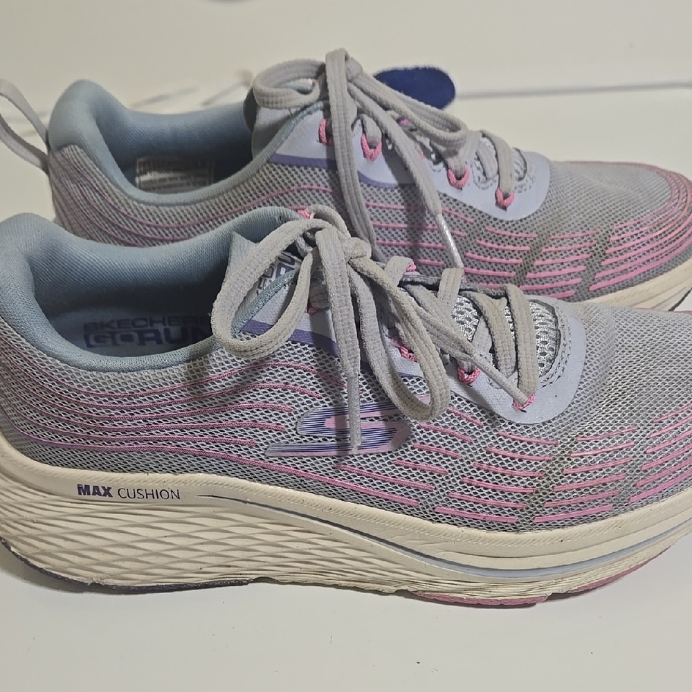 Skechers Women's  Max Cushion Gray and Pink Running Shoes
